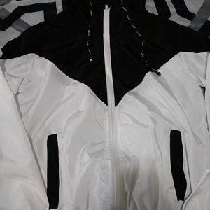 Windbreaker jacket womens